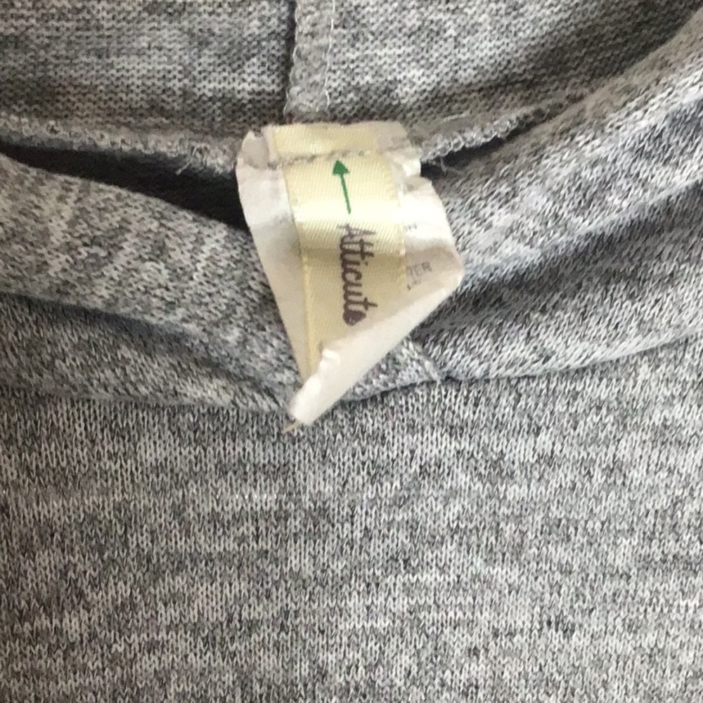 Atticute > Gray Hooded Sweatshirt Small - Picture 5 of 7